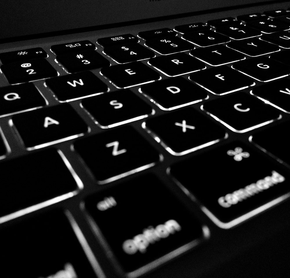 img-computer-1869236_1280