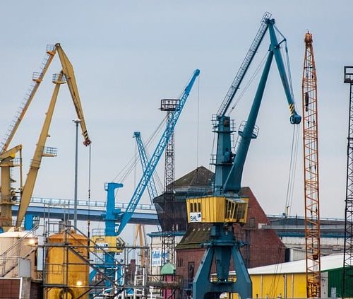 img-cranes-7921948_640-11