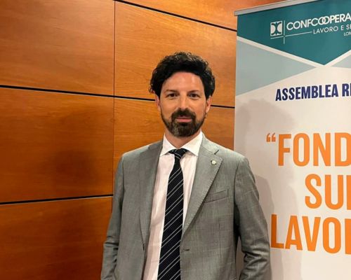 xr:d:DAGB6Om-bM8:2,j:7655417779272338234,t:24040908