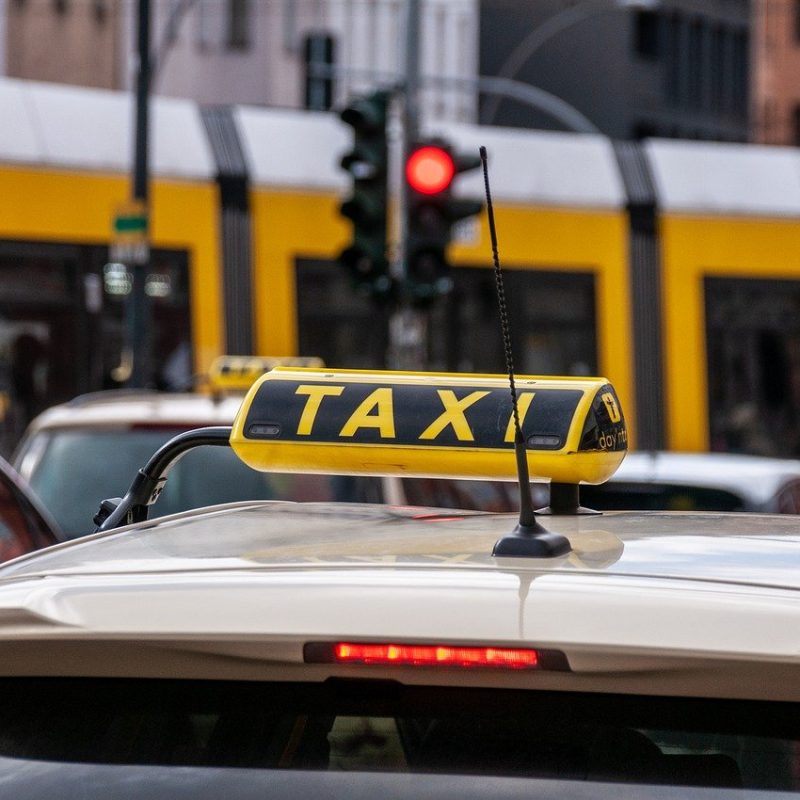 img-taxi-7856666_1280